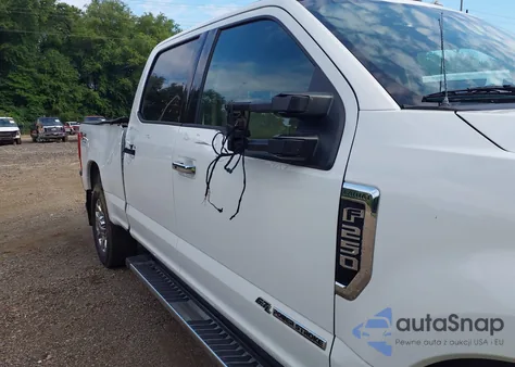 2020 Ford F-250 Lariat z USA, uszkodzony, nr VIN 1FT7W2BT6LED19846